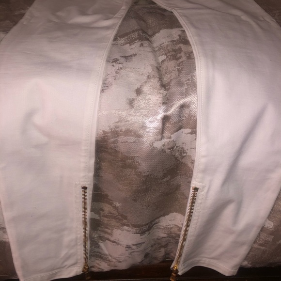 with gold buttons and zipper on the sides, - Picture 7 of 8